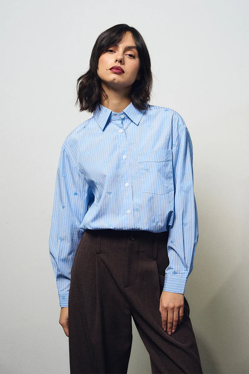 Young Ladies Woven Heart Button Down