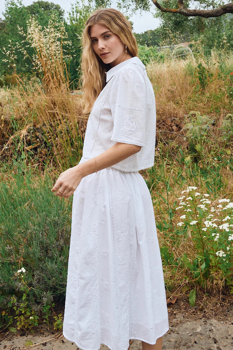 Ladies Woven Eyelet Skirt