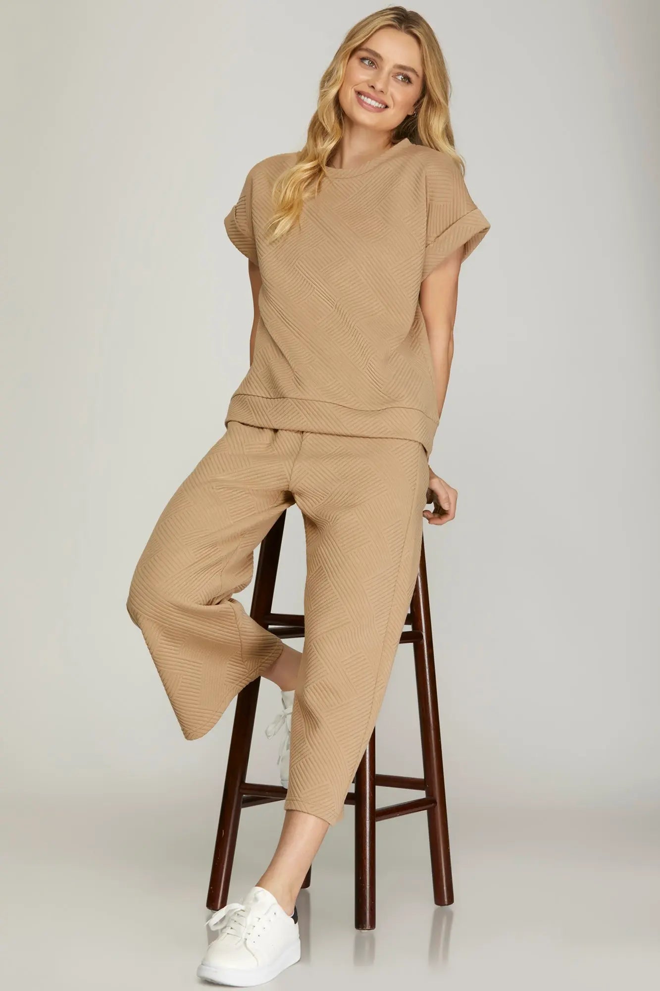 Drop Shoulder Quilted Top And Capri Set
