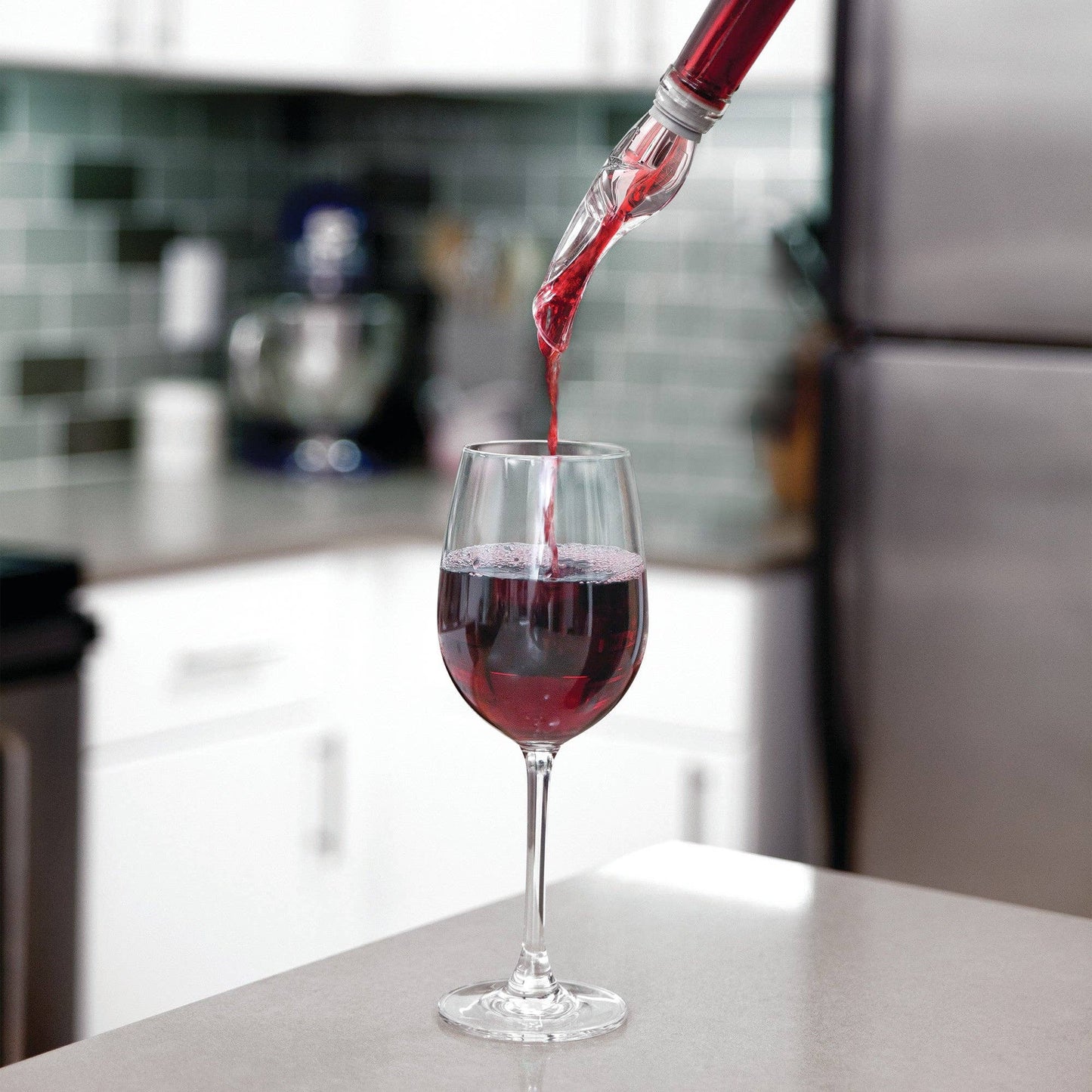 TILT™ Variable Aerator Pour Spout w/ Stopper & Stand