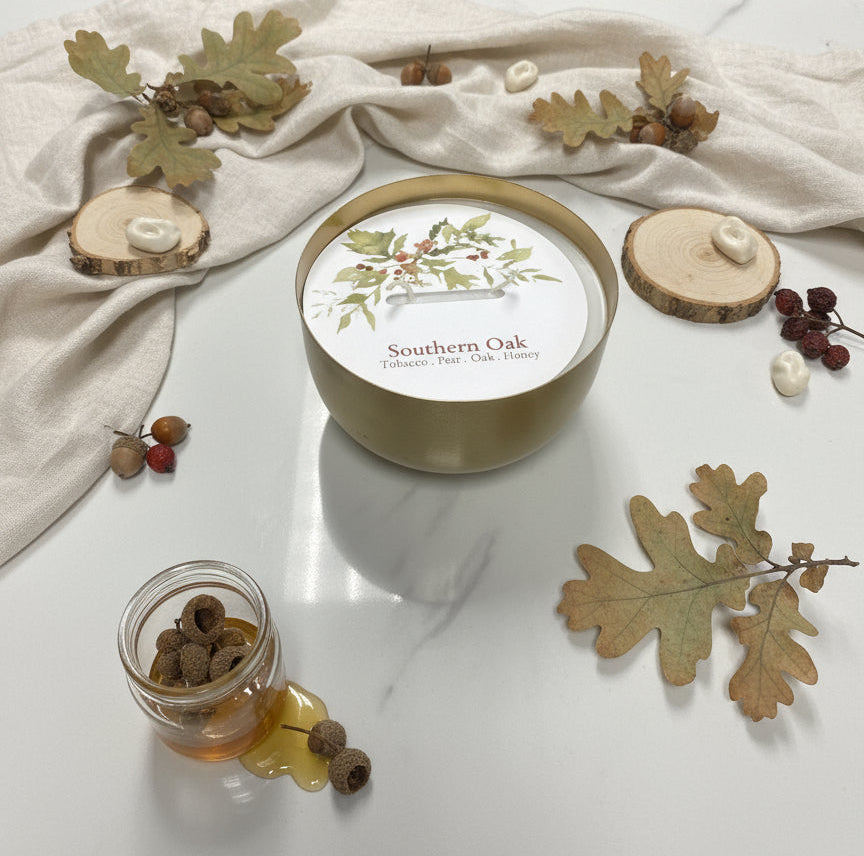 Away In the Manger Southern Oak Gold Brushed Candle